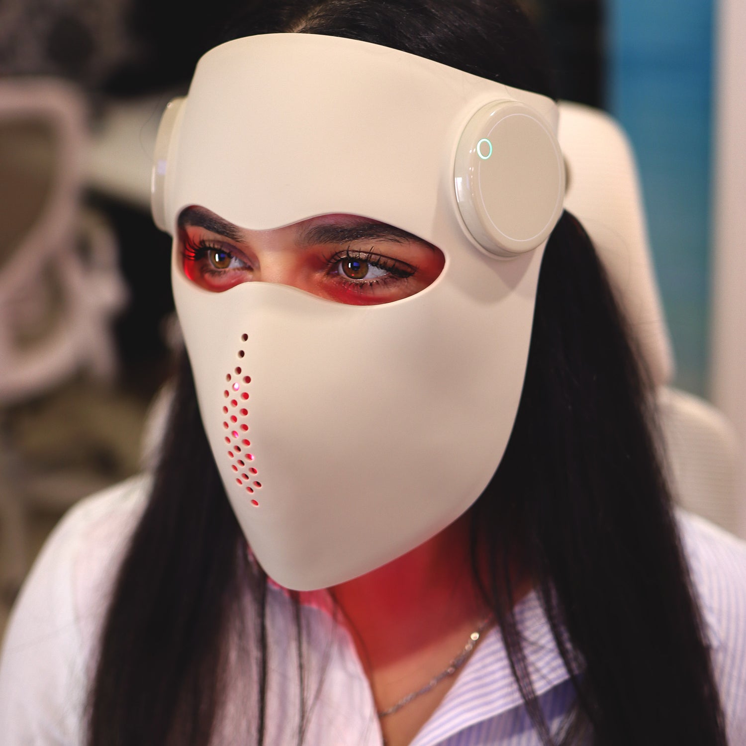 Redjuvi™ GlowLift : Laser Red Light Therapy Mask with Quad-Chip Technology™